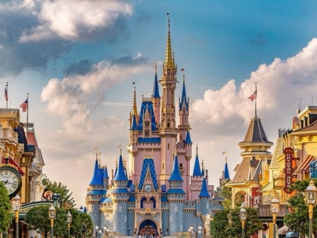 DISNEY Y MIAMI